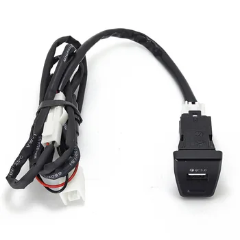 1 ADET QC3.0 Araba USB şarj soketi Çıkış Led Toyota RAV4 19-21 Merkezi Kontrol Pozisyon Anahtarı Düğmesi Hızlı Şarj