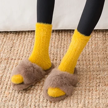 1 Çift Tüylü Vizon Kazık Çorap Kadınlar için Sonbahar ve Kış Kalınlaşma Sıcak Ev Uyku Kat Çorap Japon Düz Renk Temel Vahşi